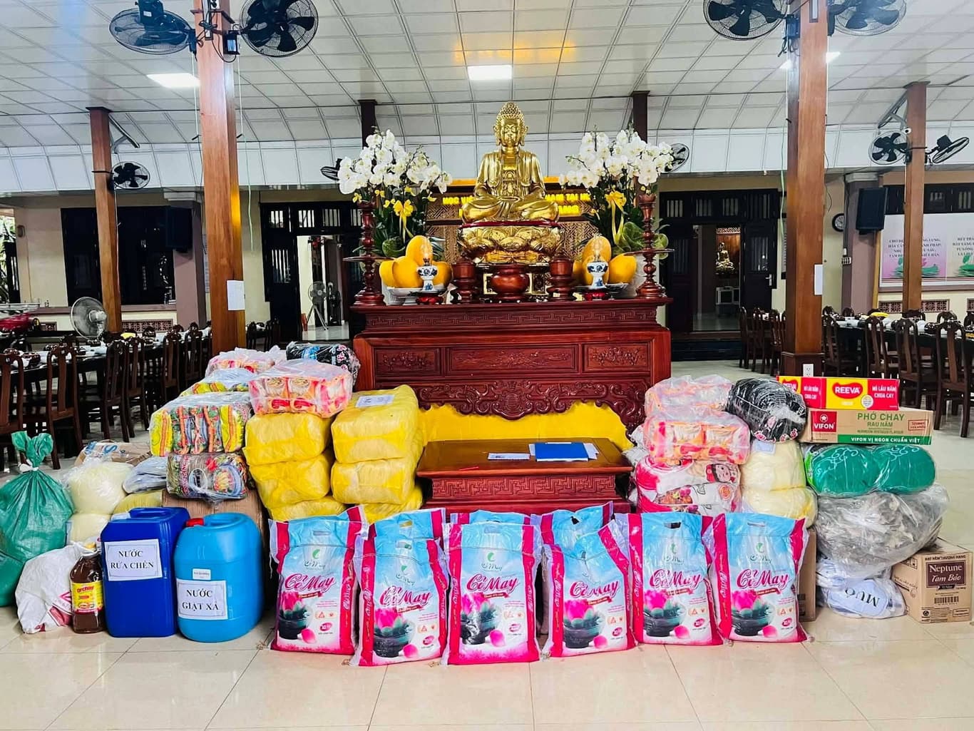 Cúng dường mùa An Cư Kiết Hạ — 47