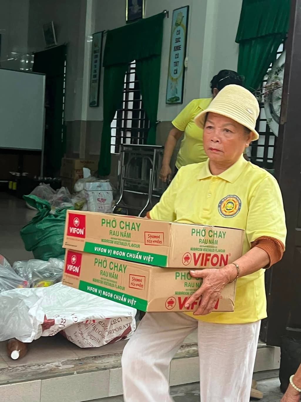 Cúng dường mùa An Cư Kiết Hạ — 56