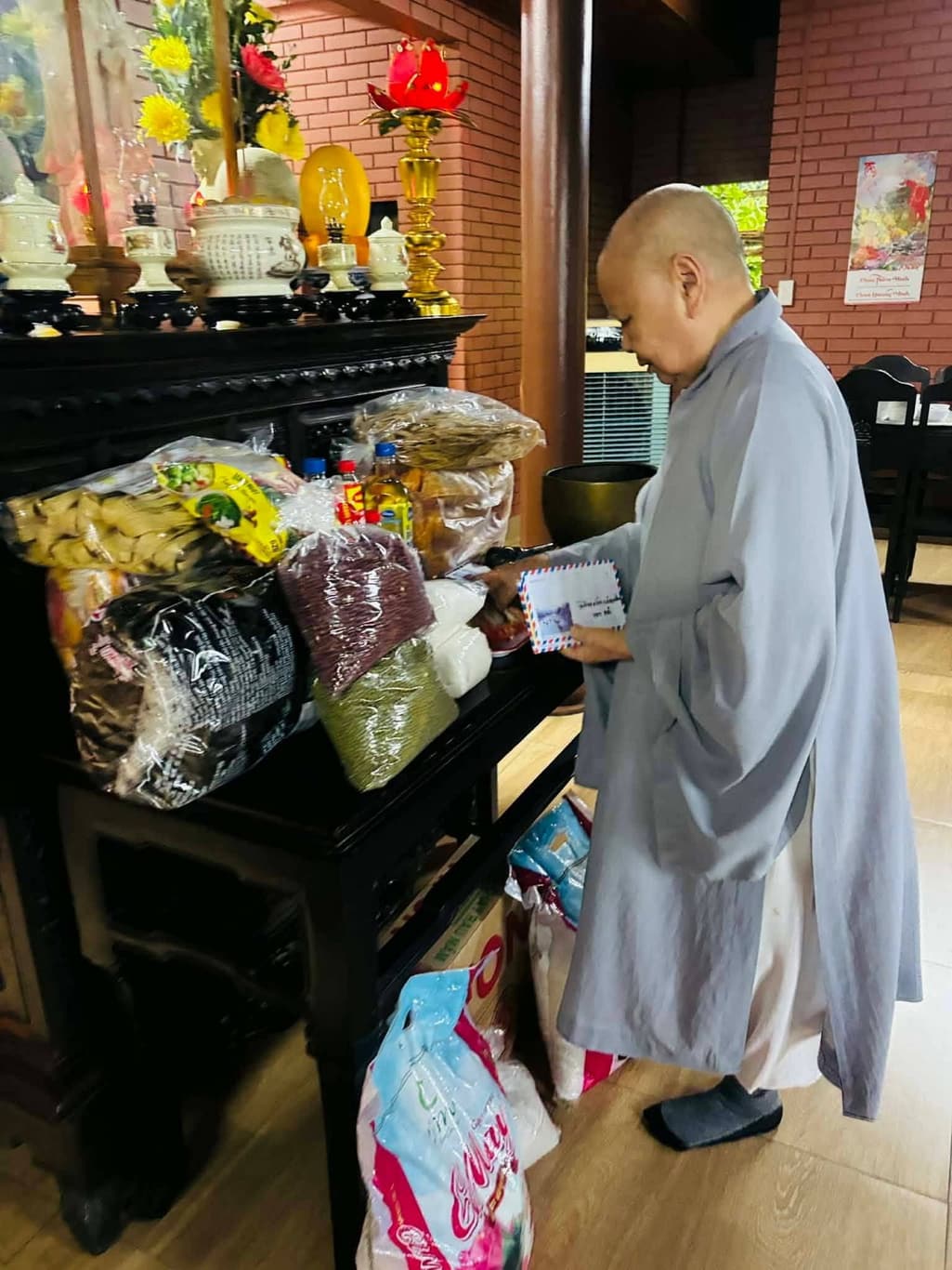 Cúng dường mùa An Cư Kiết Hạ — 6
