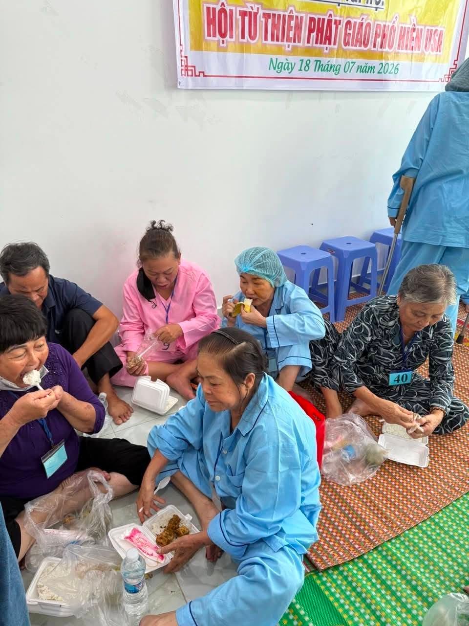 Mổ mắt từ thiện — 15