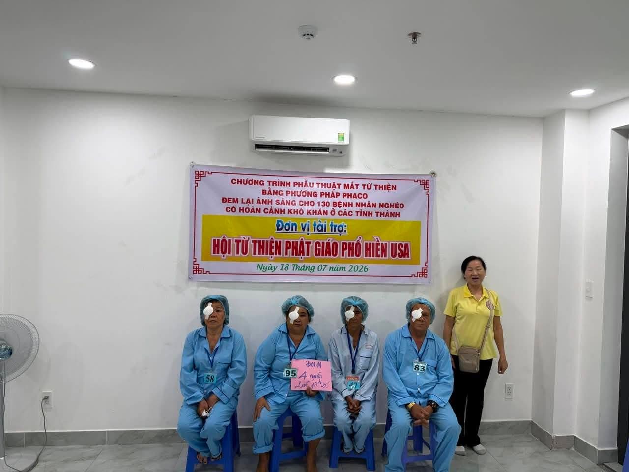 Mổ mắt từ thiện — 29