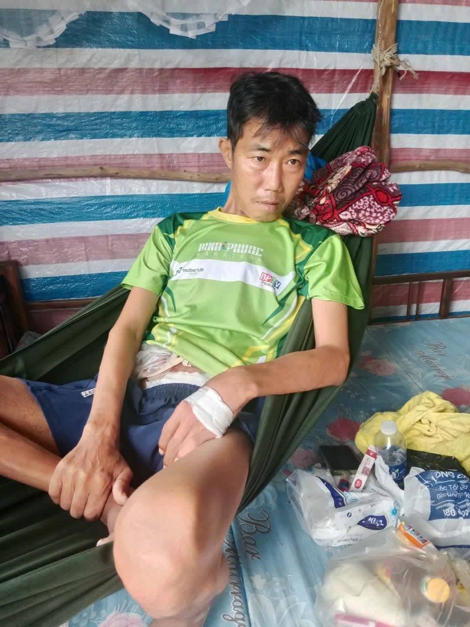 Từ thiện mùa Phật đản — 16