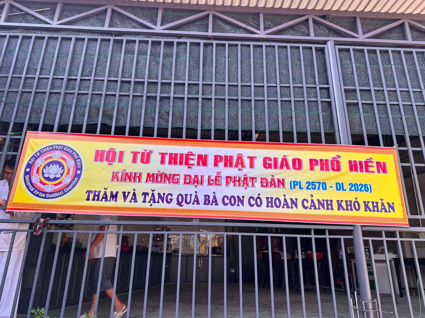 Từ thiện mùa Phật đản — 24