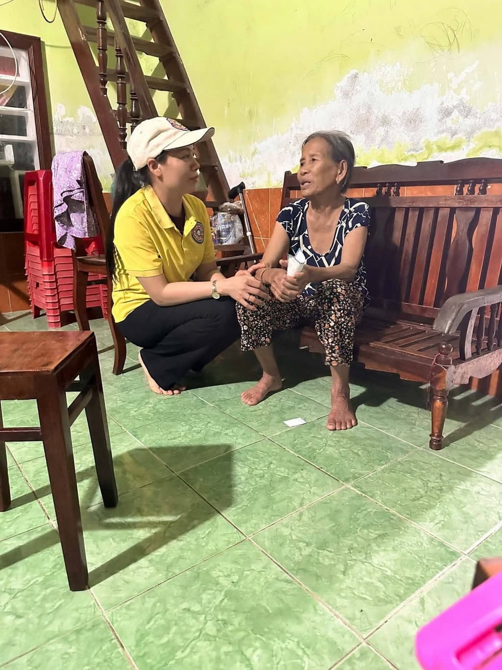 Từ thiện mùa Phật đản — 72