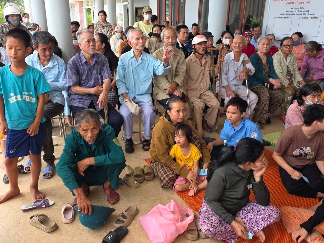 Từ thiện mùa Phật đản — 9