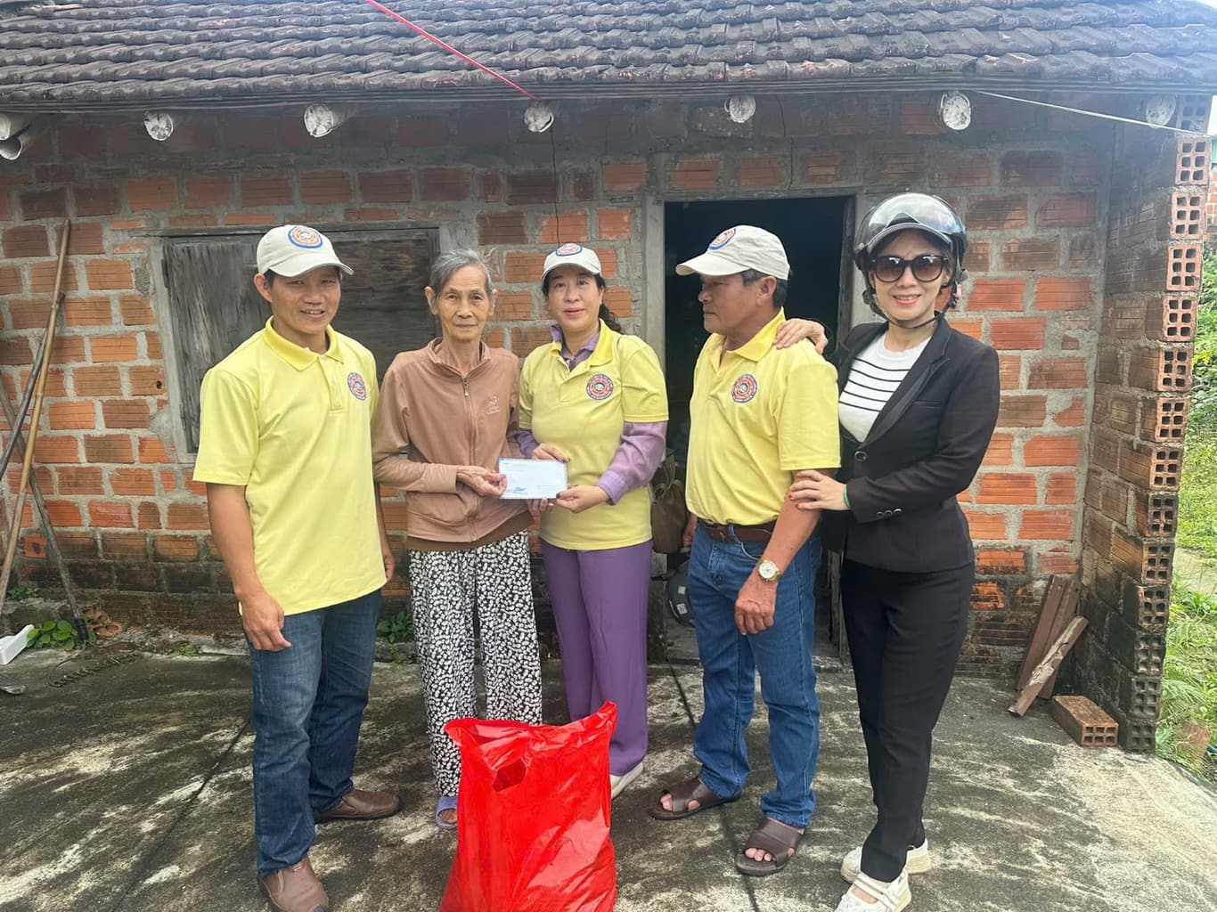 Từ thiện Tết Bình Định — 61