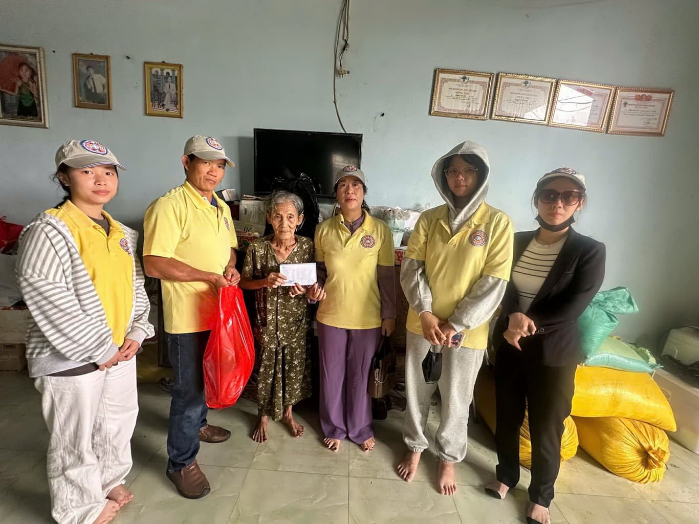 Từ thiện Tết Bình Định — 55