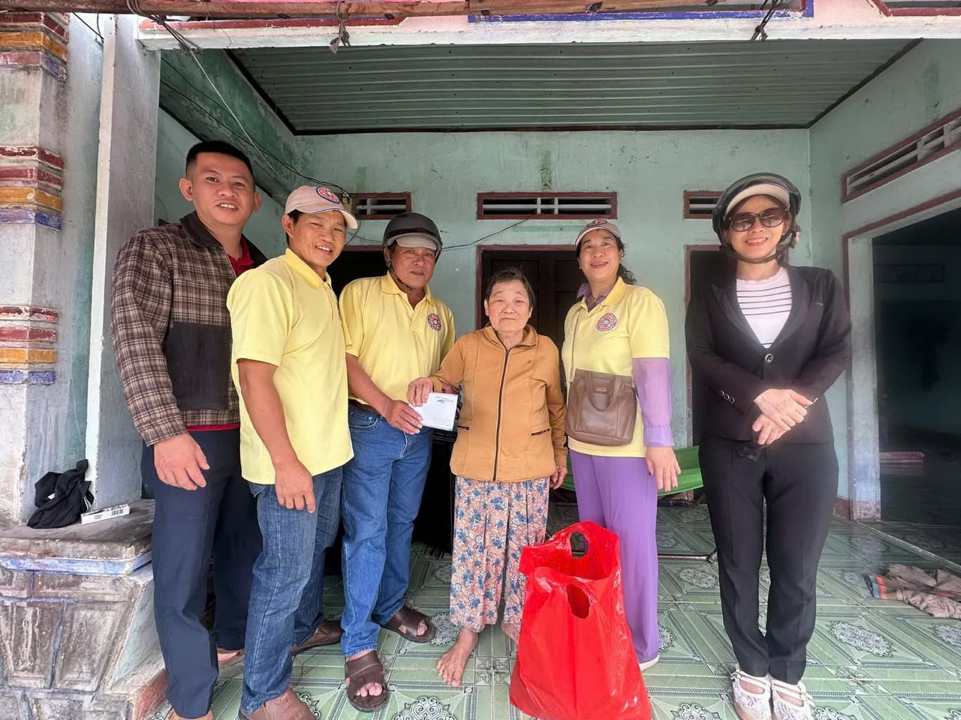 Từ thiện Tết Bình Định — 51