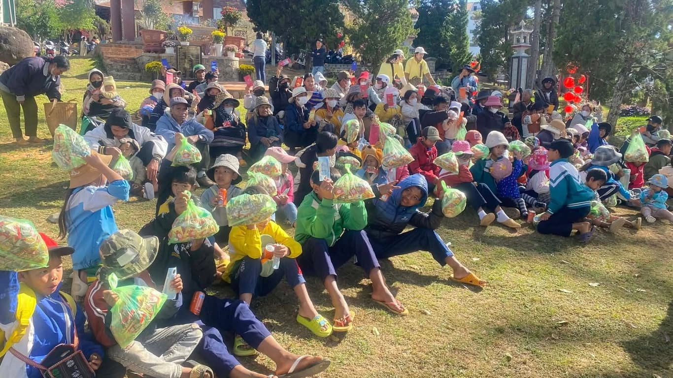 Từ thiện Tết Đà Lạt — 26