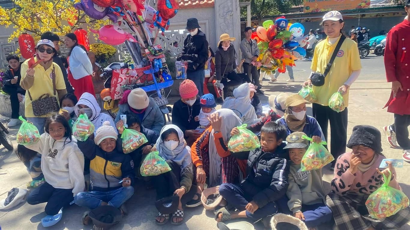 Từ thiện Tết Đà Lạt — 19