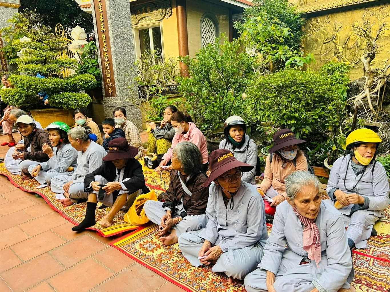 Từ thiện Tết Huế — 13