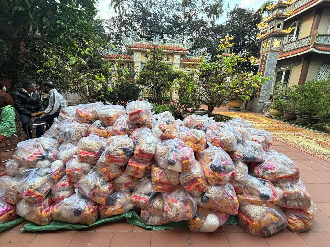 Từ thiện Tết Huế — 6