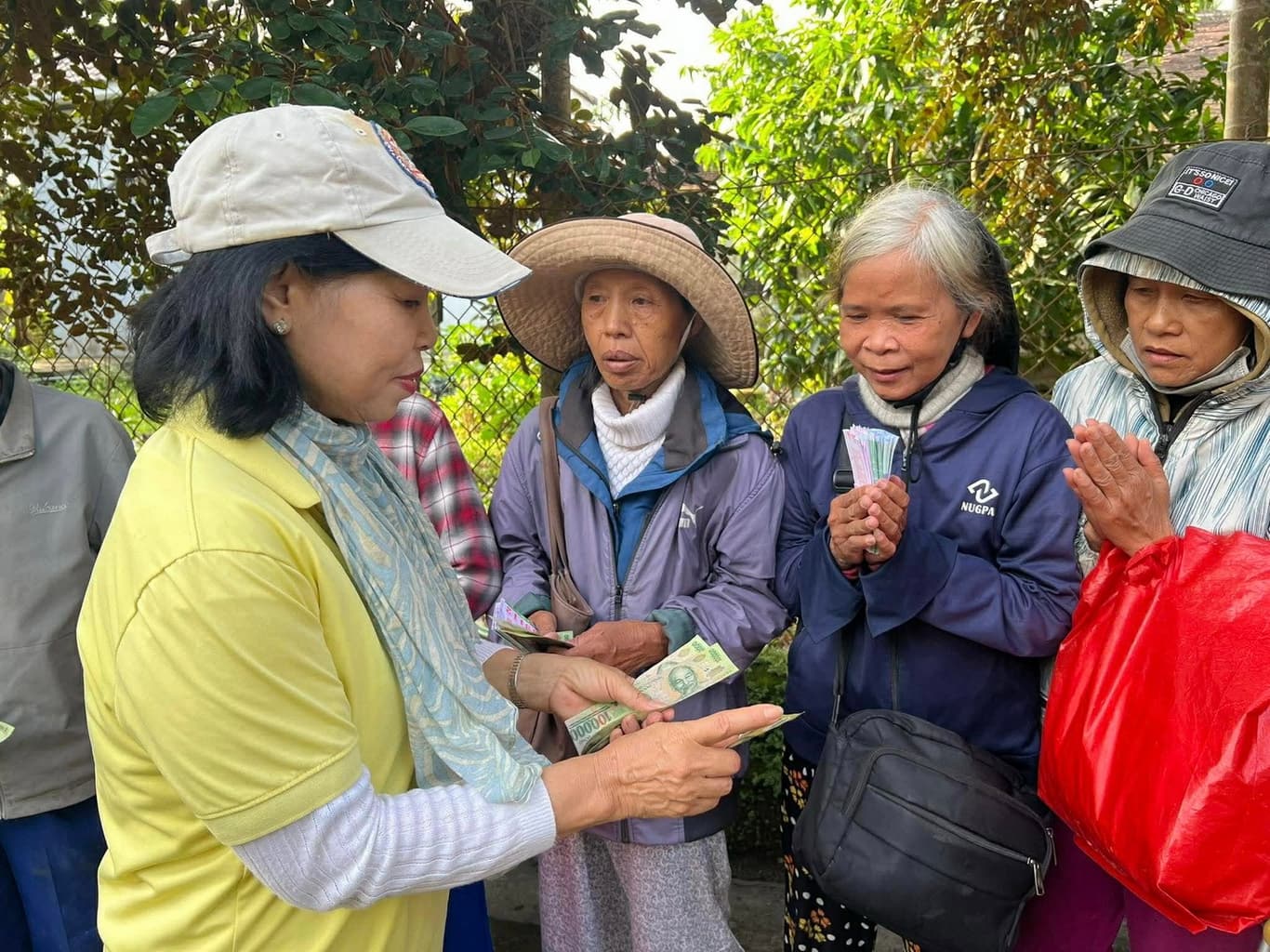 Từ thiện Tết Huế — 37