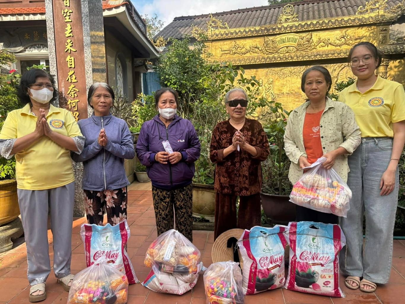 Từ thiện Tết Huế — 28