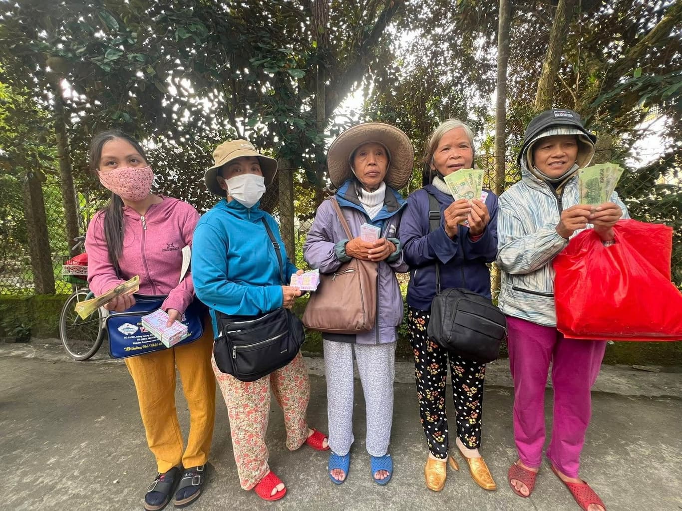 Từ thiện Tết Huế — 63