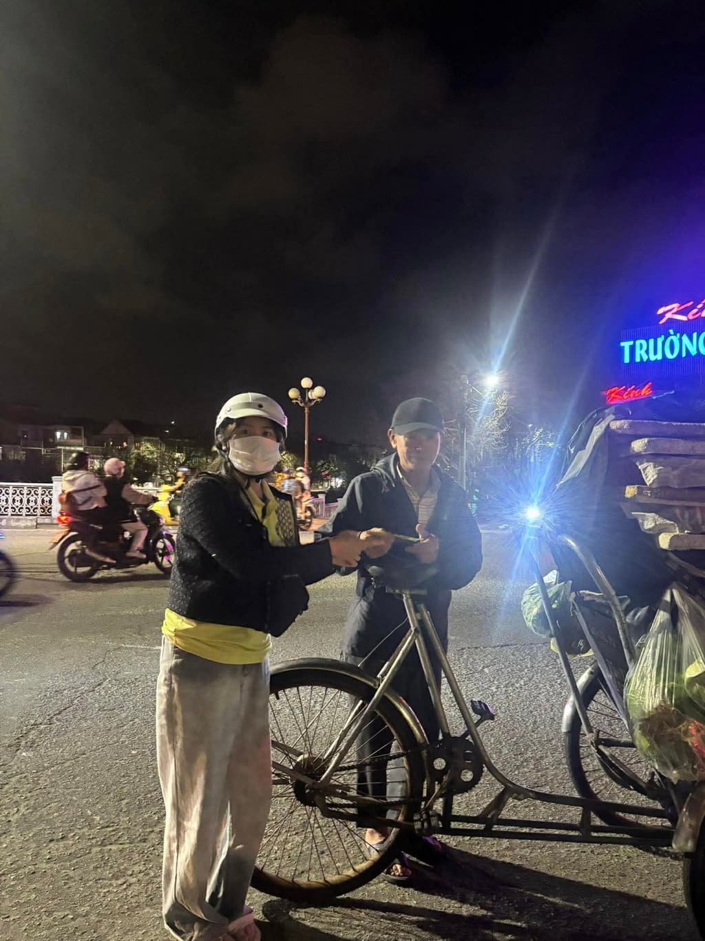 Từ thiện Tết Huế — 51