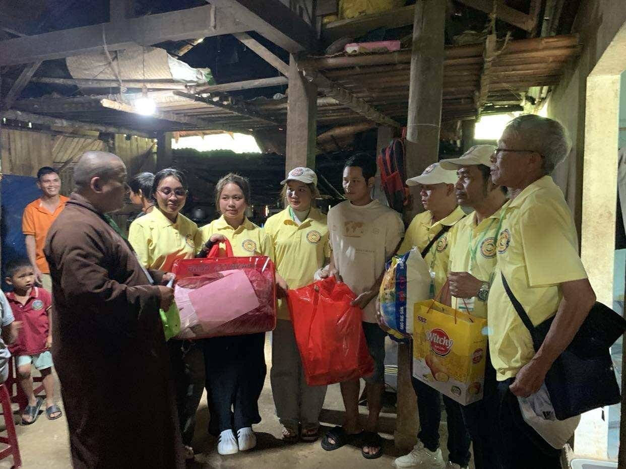 Từ thiện Tết Quảng Ngãi — 27