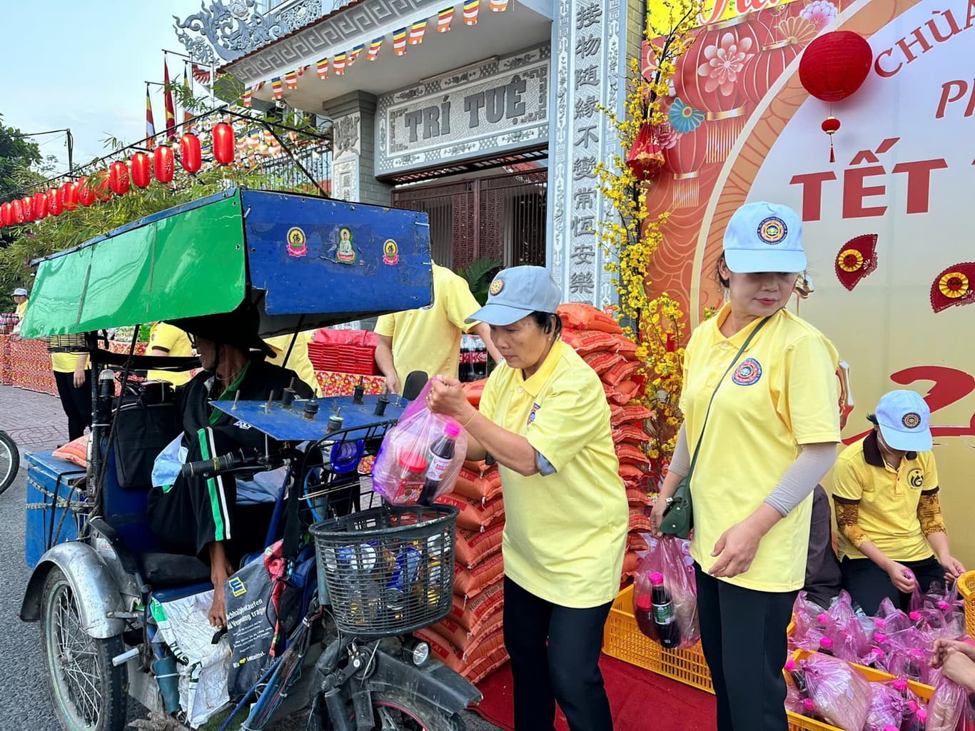 Từ thiện Tết Tiền Giang — 15